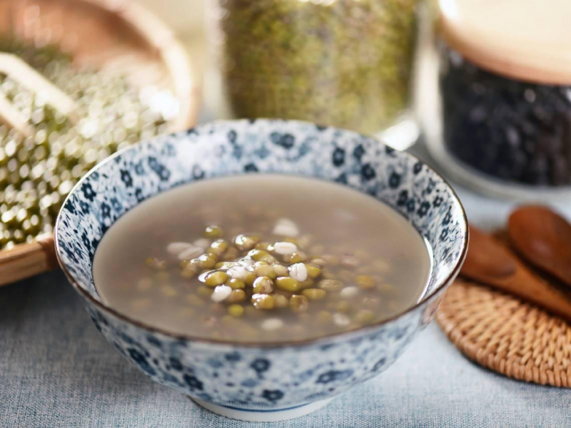 綠豆湯竟是減脂神隊友？關鍵在養出腸道「瘦身好菌」...醫教邊吃邊消脂的3種方法「燃脂率大提升」